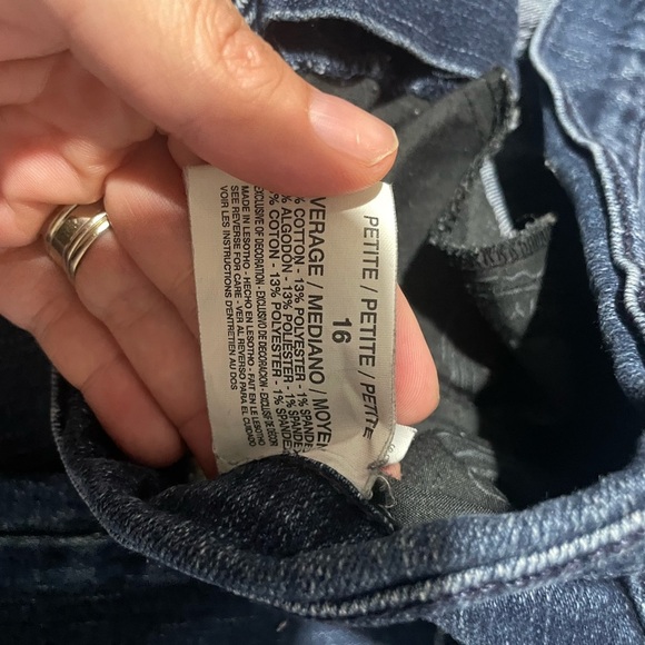 Gloria Vanderbilt Blue Straight Leg Jeans - Picture 4 of 9